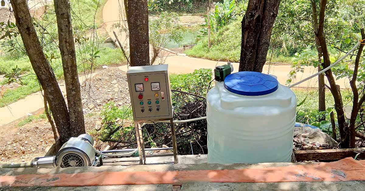 Hệ thống tủ điện điều khiển, bồn châm hoá chất và bơm