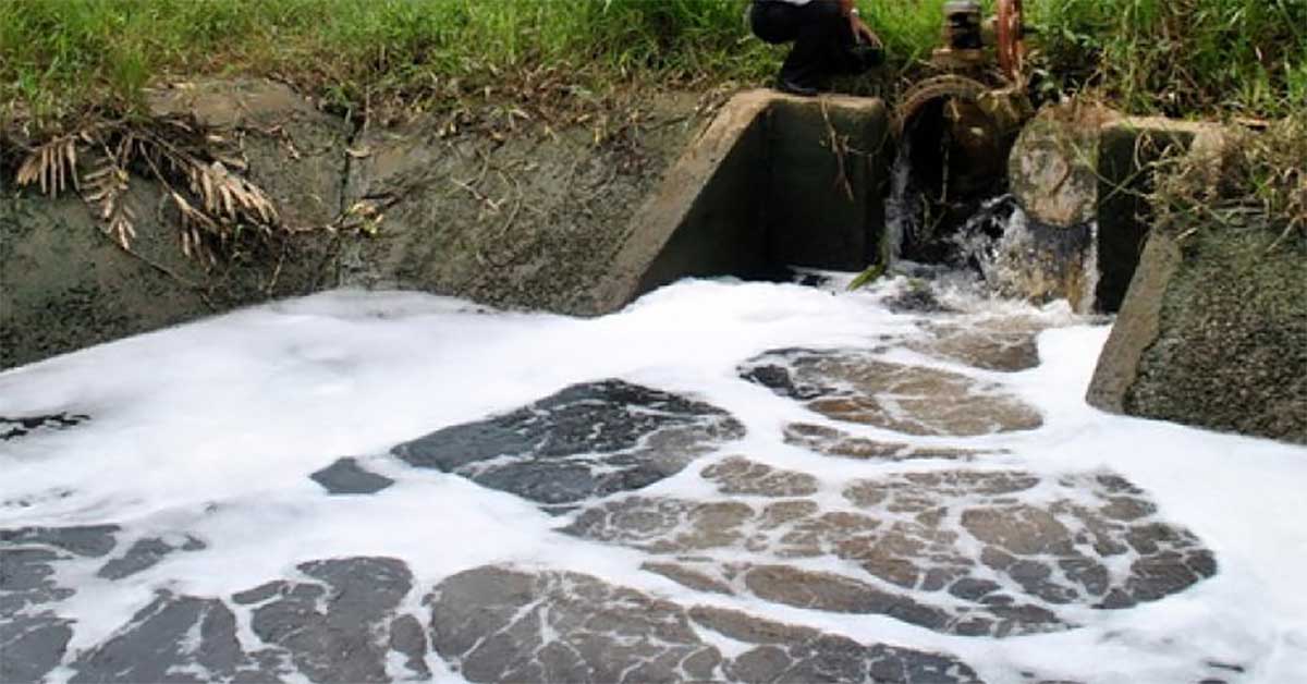 Nước thải sản xuất chứa nhiều thành phần gây ô nhiễm môi trường